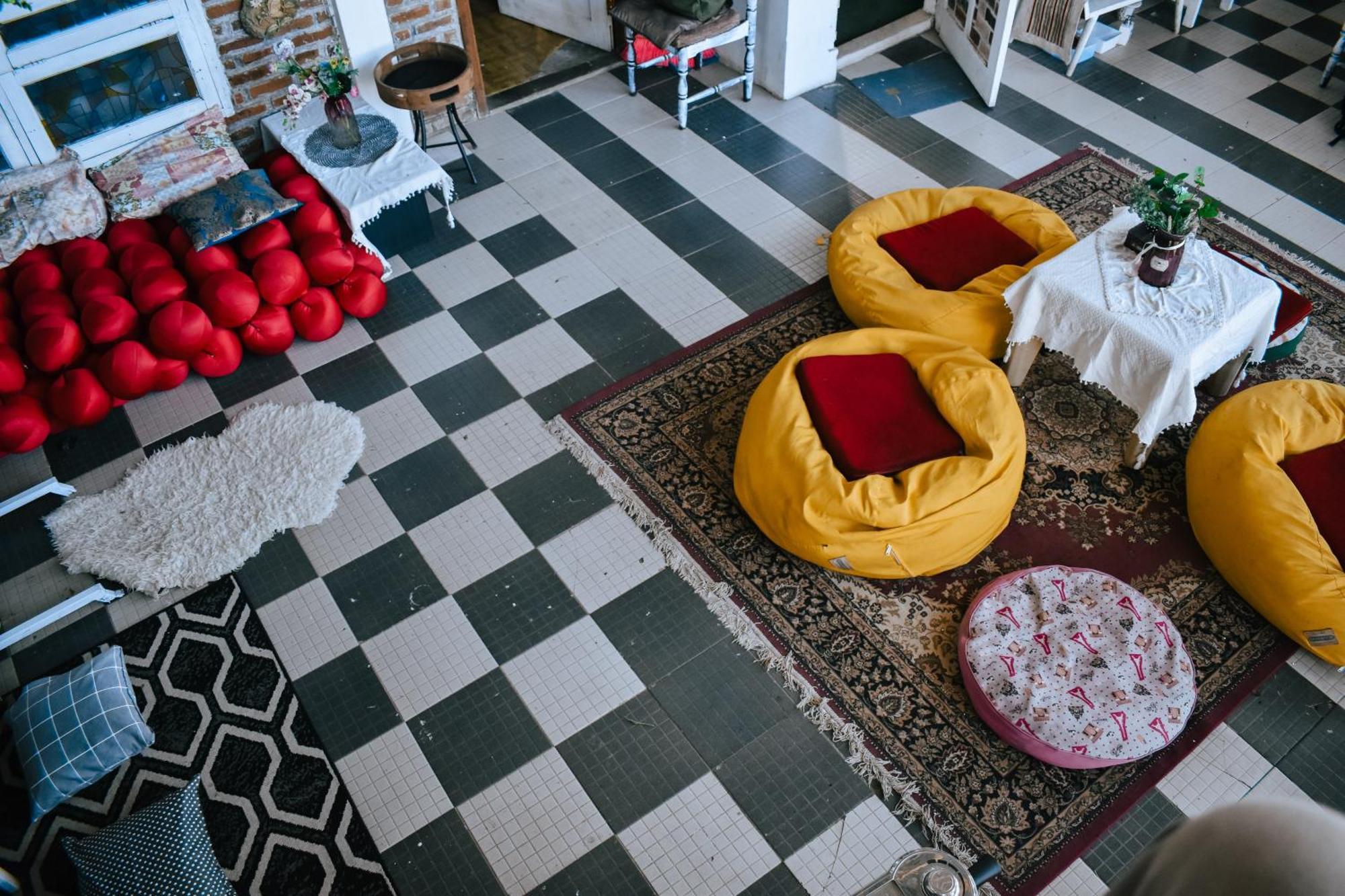 Imah Seuri By Kaya Rooms Tutugan Exteriör bild